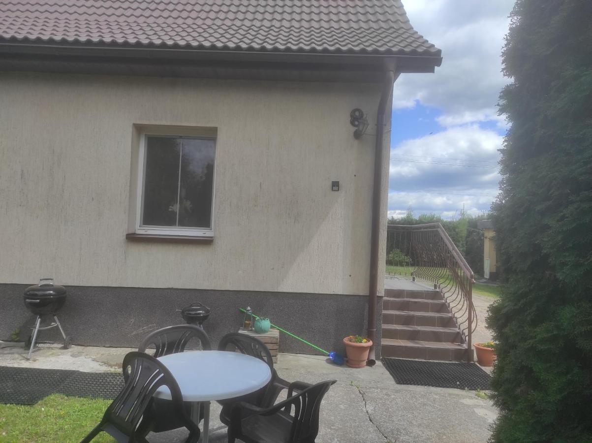 Apartamenty Z Ogrodem Nr 1 Studio Мронгово Екстериор снимка